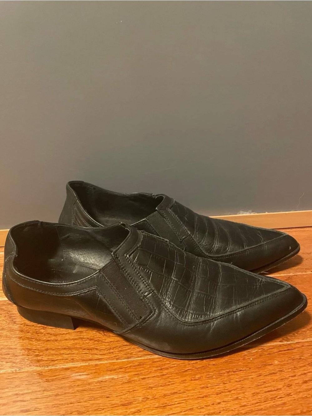 INTENTIONALLY BLANK Black Pointed Oxford Slip-On Shoes
